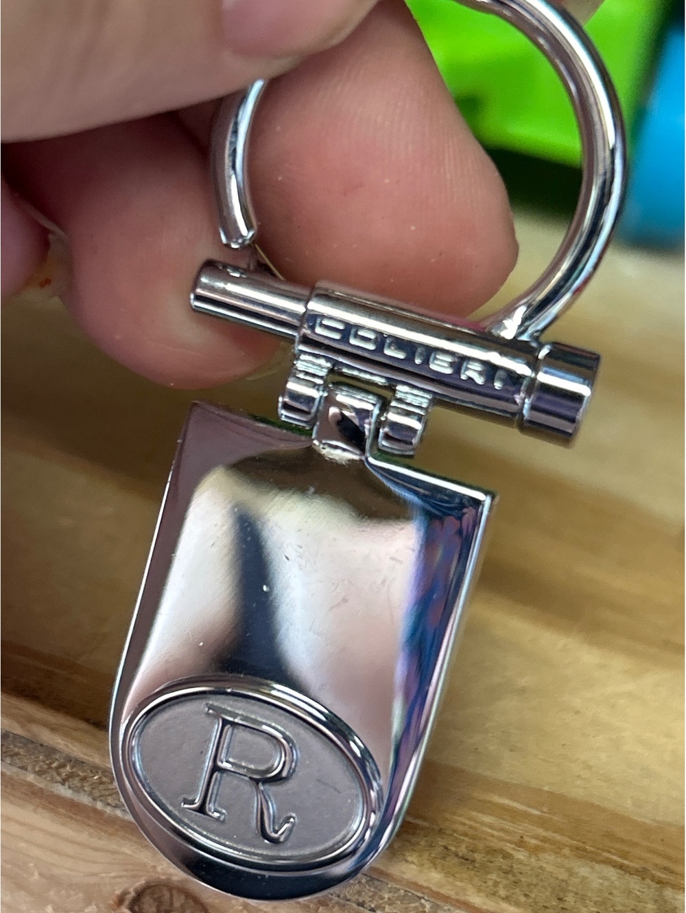 Colier Silver Tone Metal Keychain with R Initial